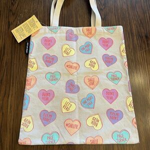 Canvas Book Lover Tote Bag adorned w hearts for us try book nerds. NWT.